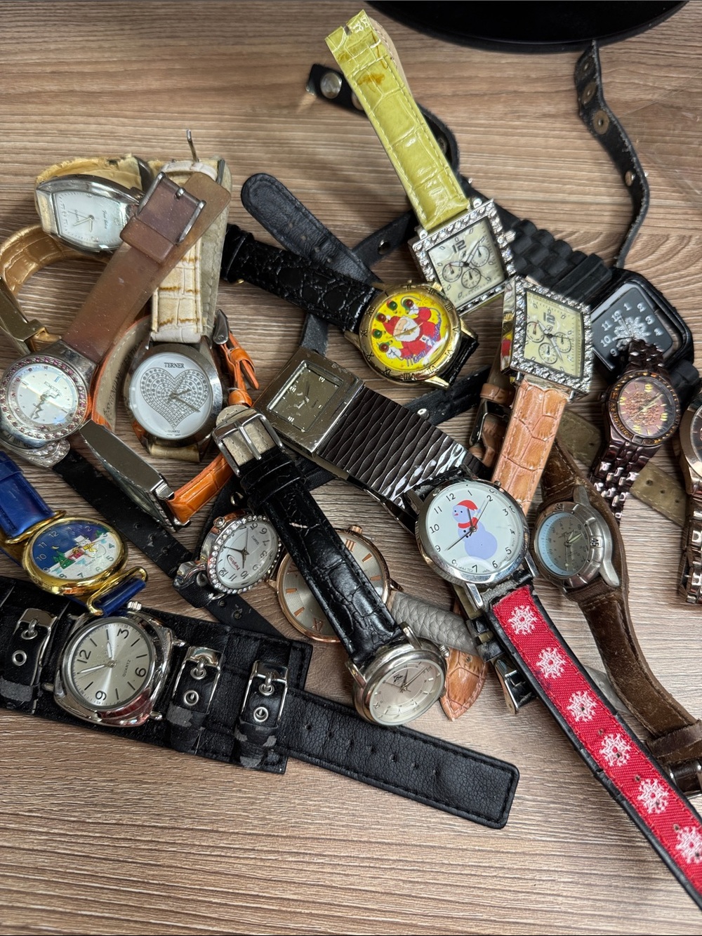 Mixed Lot of 20 Assorted Wristwatches - Black, Brown, Tan, Yellow, Red